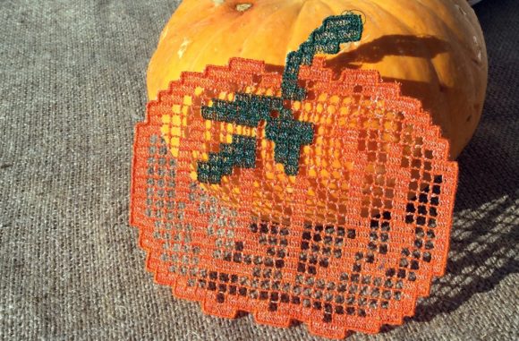 FSL Pumpkin Mug Rug